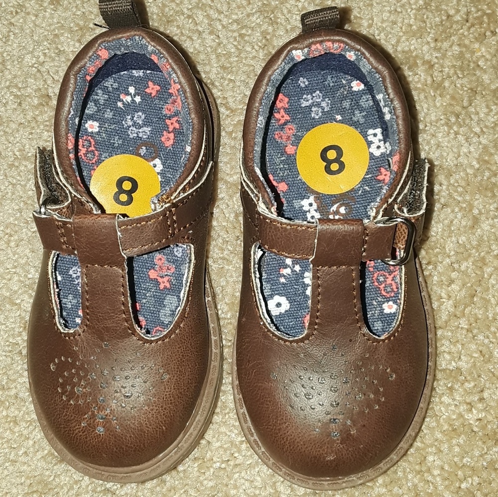 Dress shoes